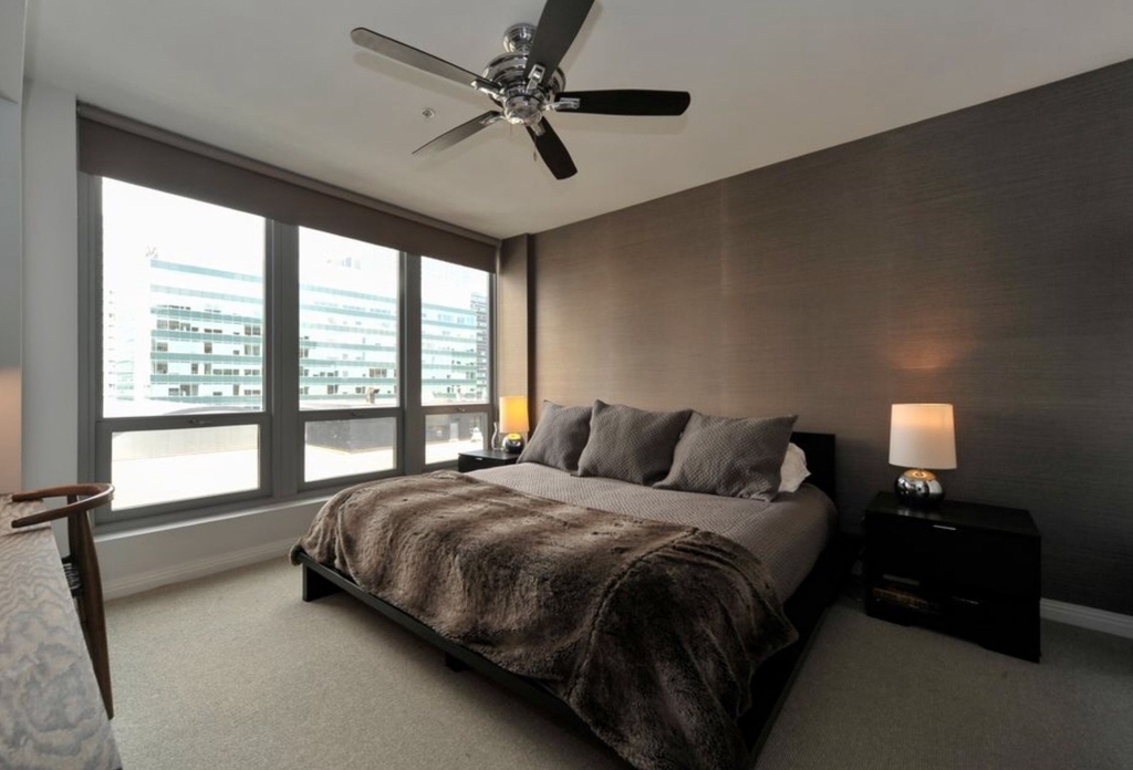 565 W Quincy Street - Photo 4