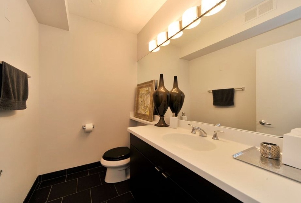 565 W Quincy Street - Photo 9