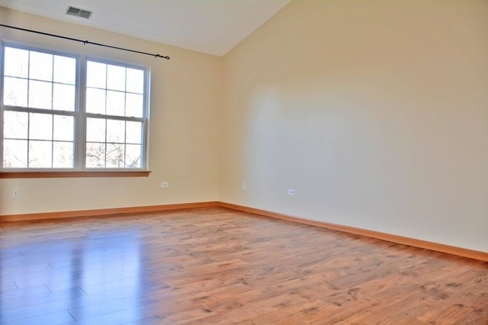 2527 Sheehan Drive - Photo 9