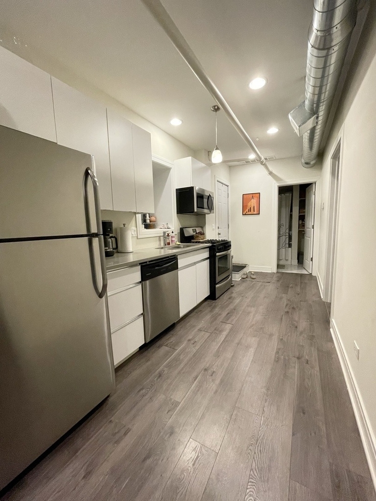1931 N Hoyne Avenue - Photo 6