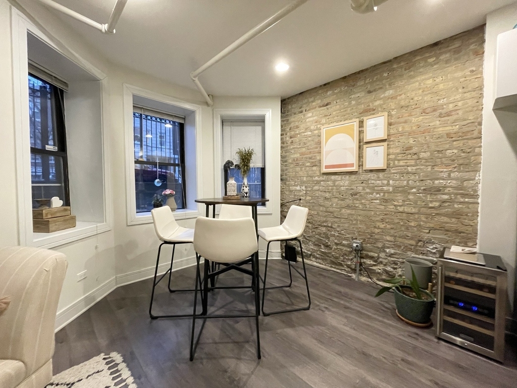 1931 N Hoyne Avenue - Photo 4