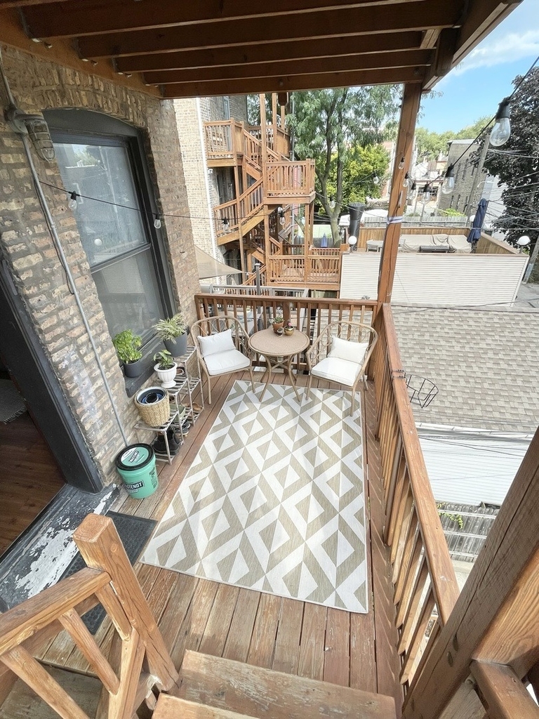 1931 N Hoyne Avenue - Photo 22