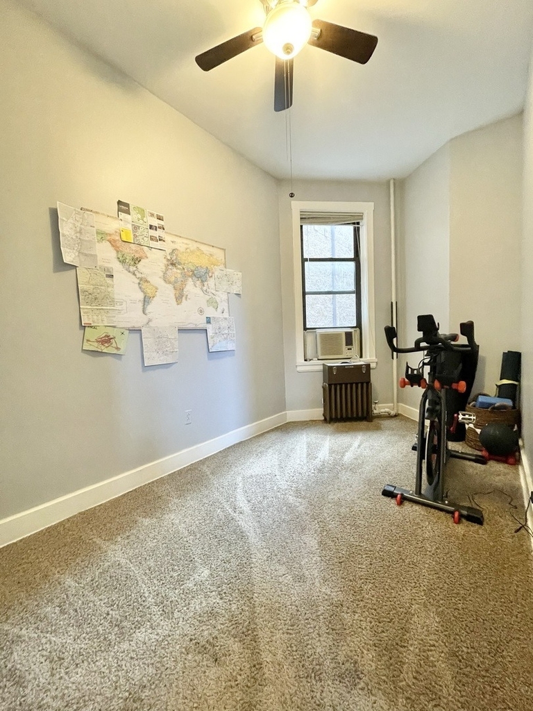 1931 N Hoyne Avenue - Photo 10