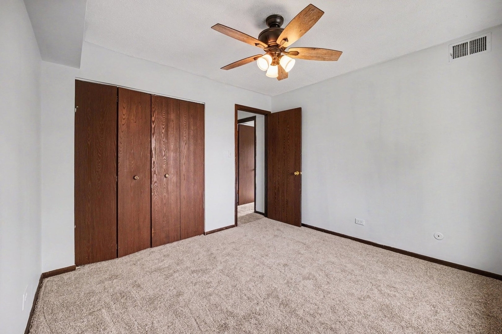 13615 Royal Court - Photo 11