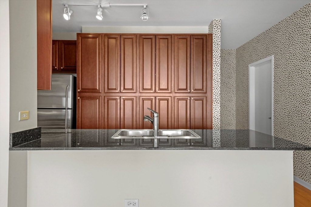 1255 S State Street - Photo 5