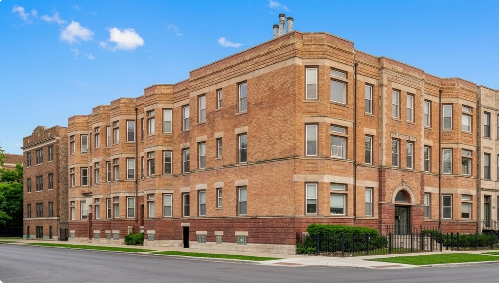 4613 N Ashland Avenue - Photo 0