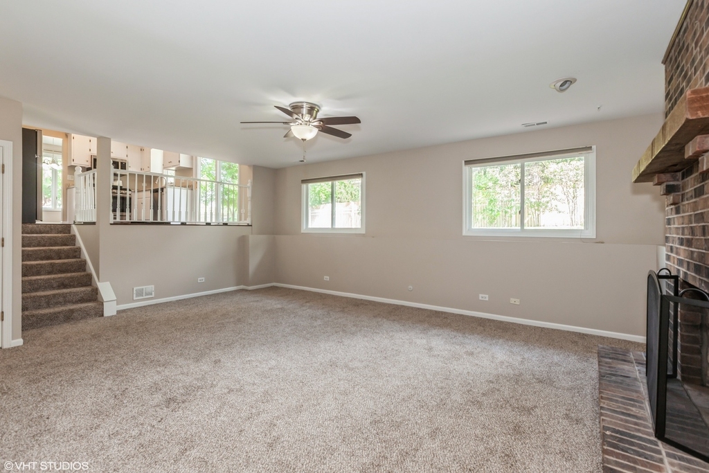 98 Quail Hollow Court - Photo 7