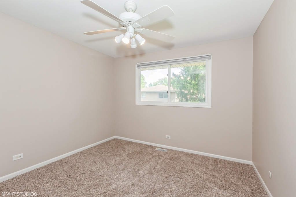 98 Quail Hollow Court - Photo 14