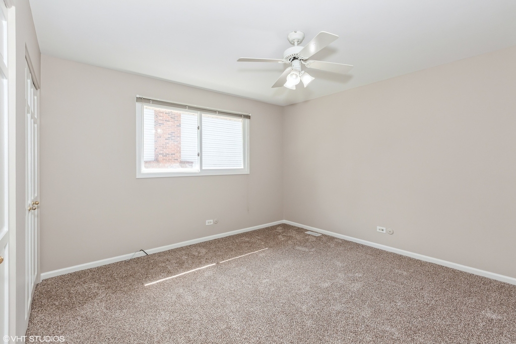 98 Quail Hollow Court - Photo 12
