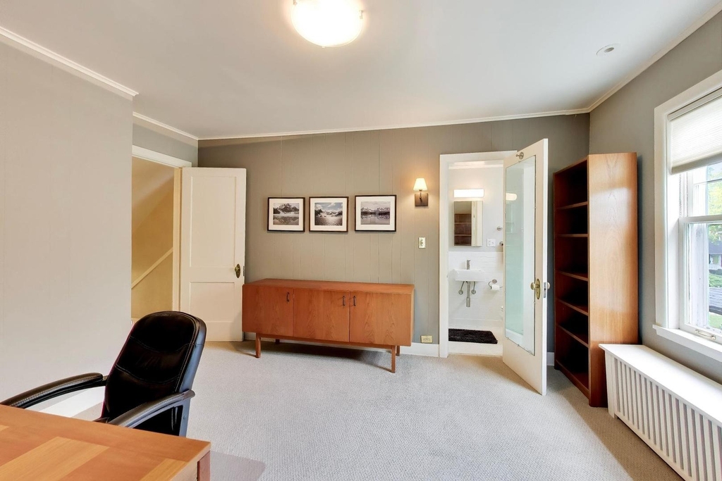 2624 Thayer Street - Photo 22