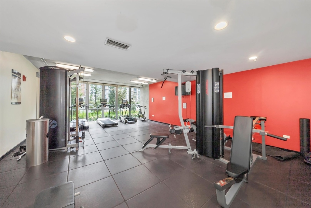 659 W Randolph Street - Photo 7