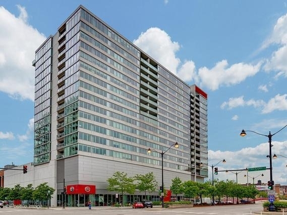 659 W Randolph Street - Photo 0