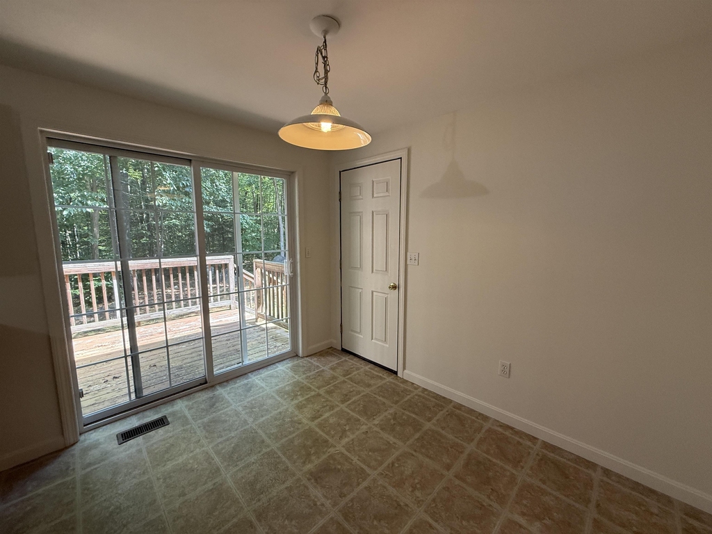 144 Main - Photo 7