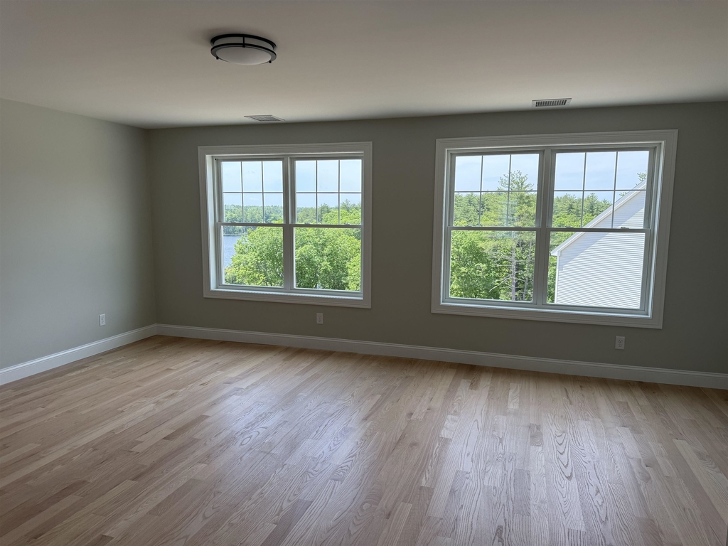 8 Madison - Photo 16