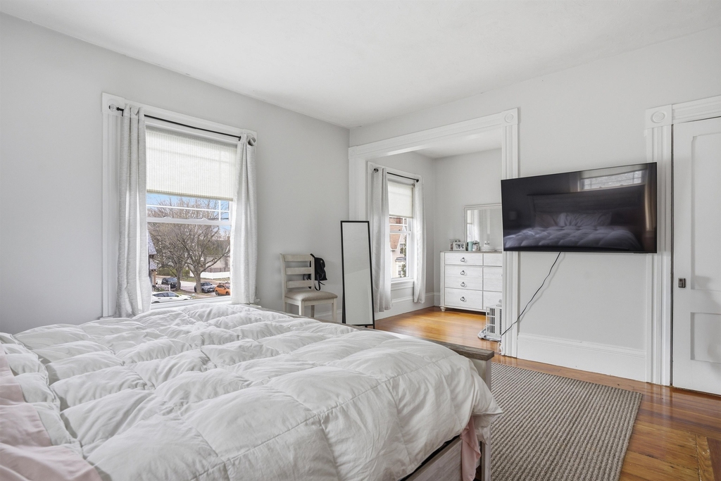 747 Union - Photo 12