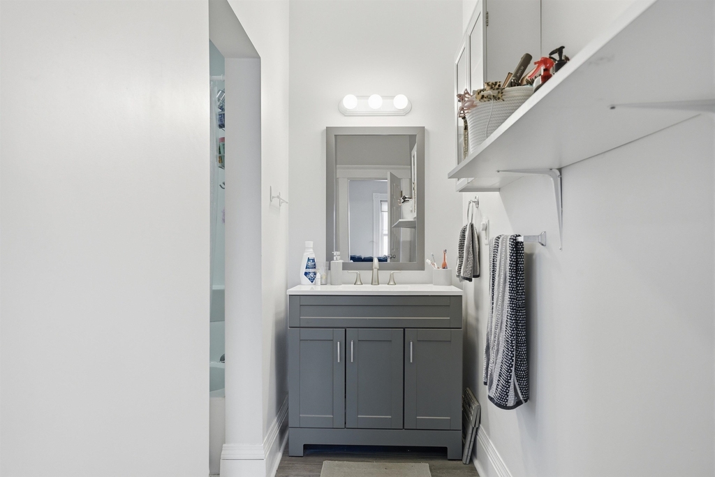 747 Union - Photo 15