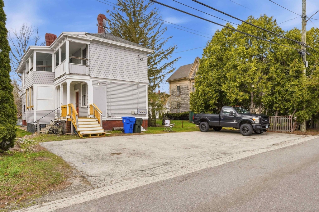 747 Union - Photo 19