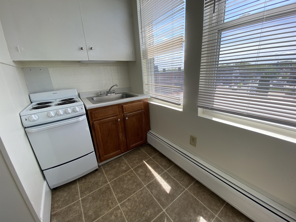 15 West Broadway - Photo 7