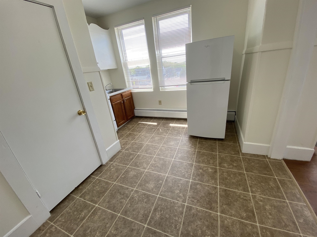 15 West Broadway - Photo 13