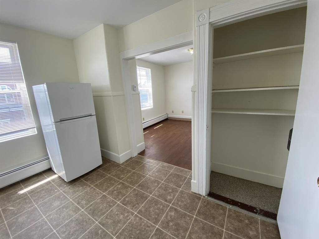 15 West Broadway - Photo 17