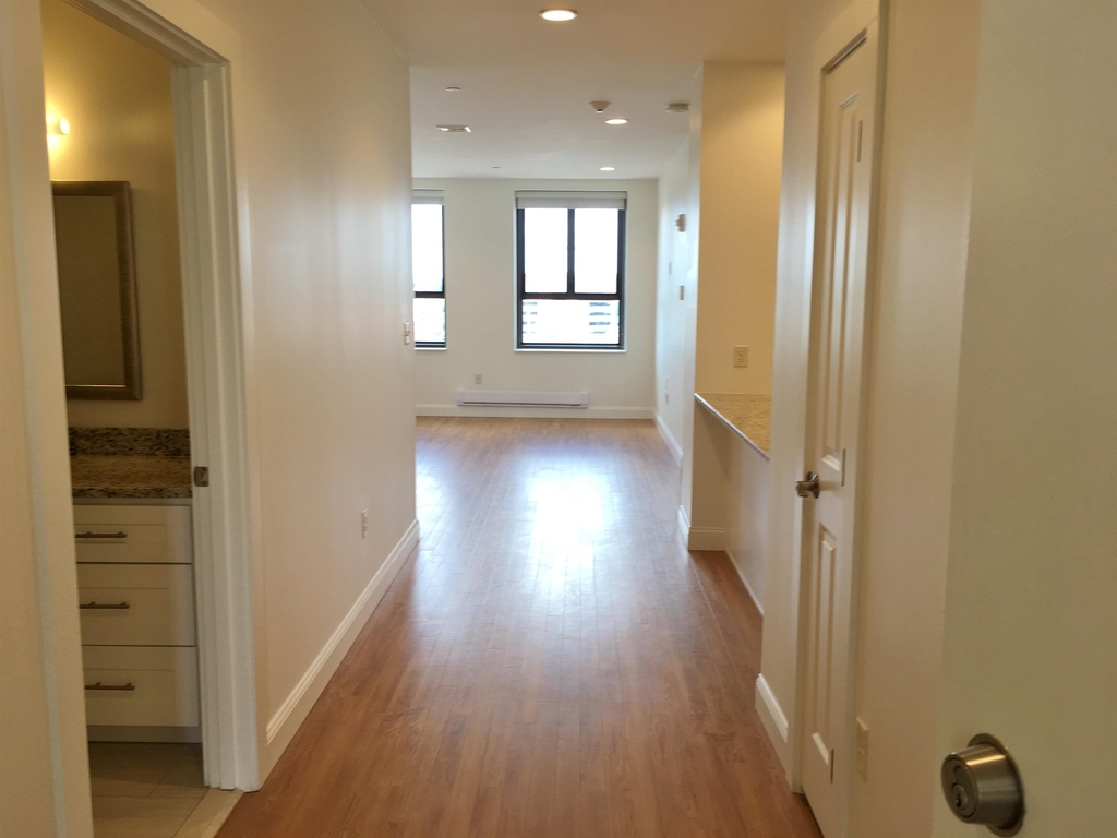 875 Elm - Photo 13