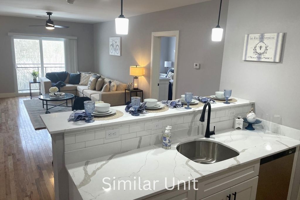 303 Dunbar - Photo 6