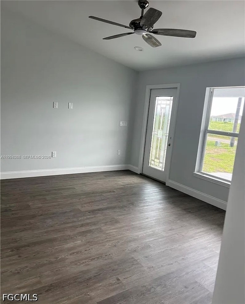 634 Royce Road - Photo 6