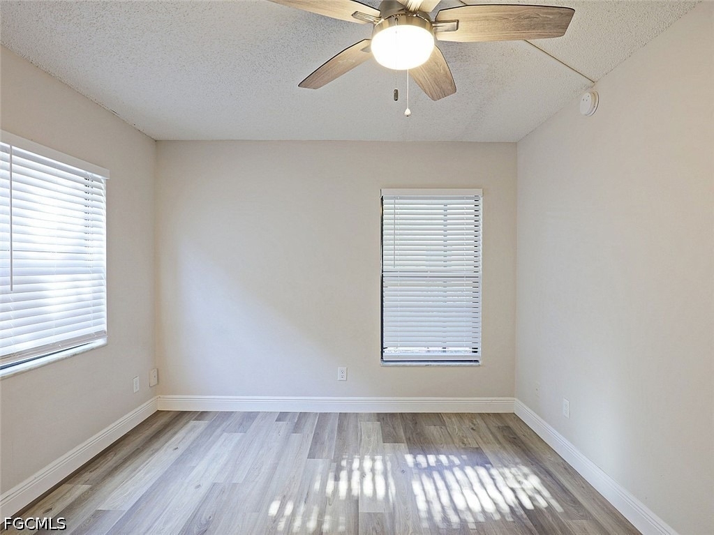 5305 Summerlin Road - Photo 4