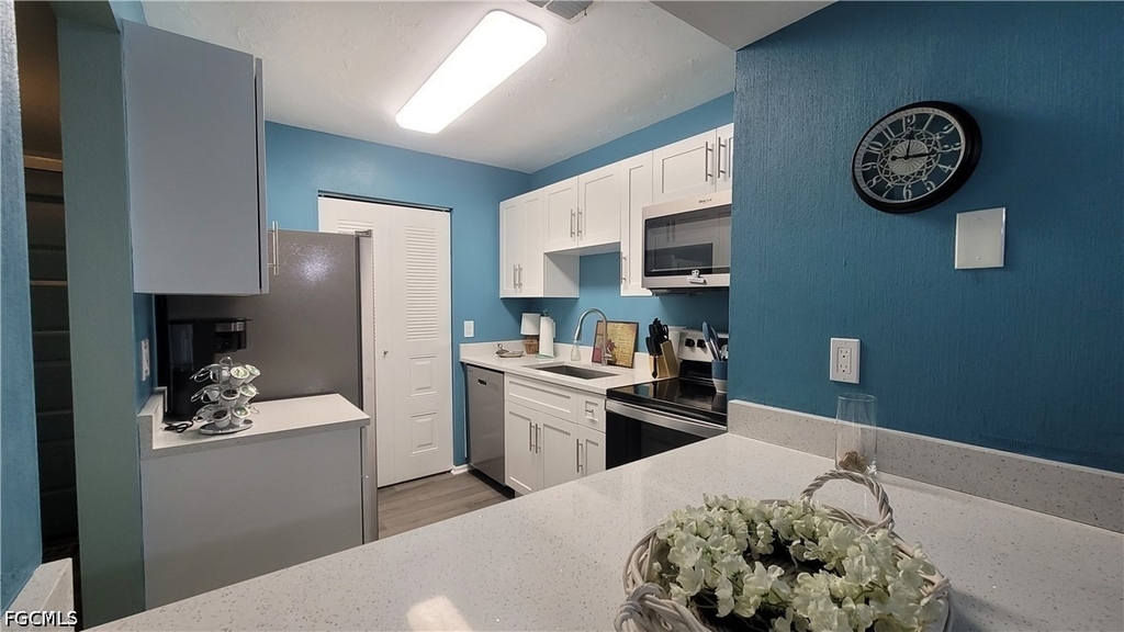 17420 Birchwood Lane - Photo 2