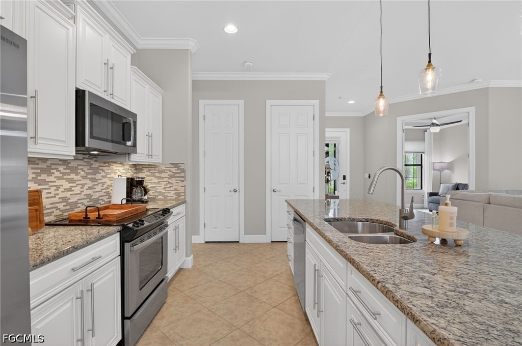 11701 Avingston Terrace - Photo 11