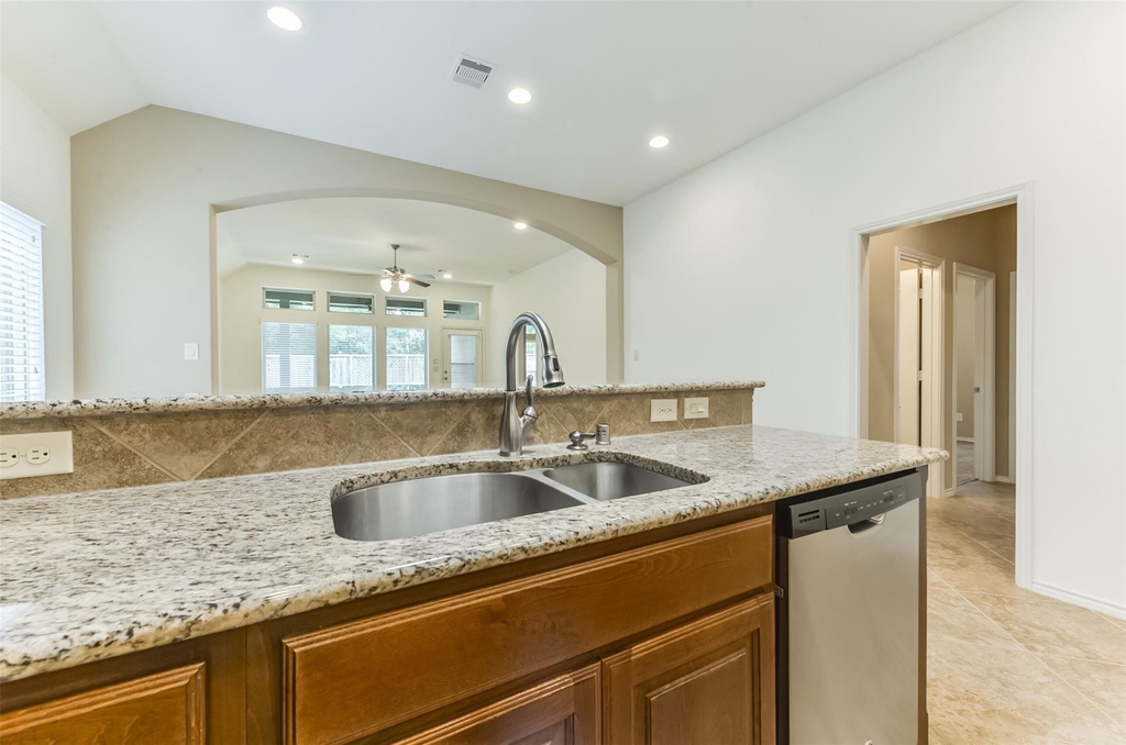 248 Clementine Court - Photo 14