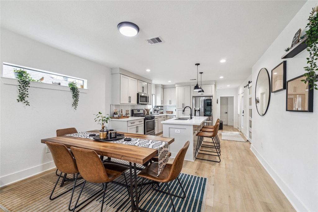4603 Farmer Street - Photo 2