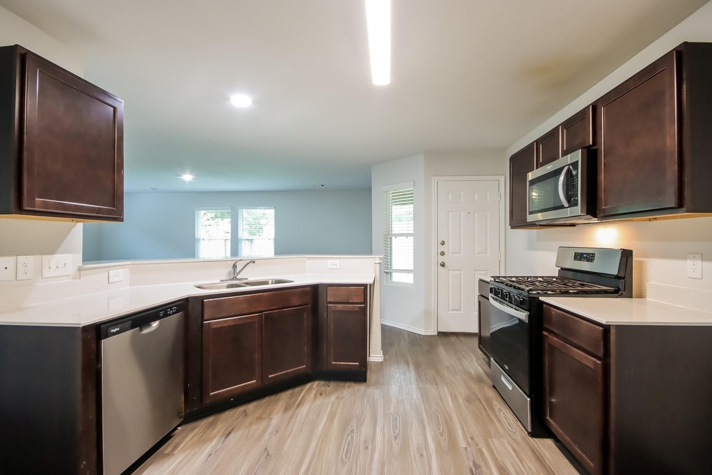 3515 Atascocita Elm Drive - Photo 6
