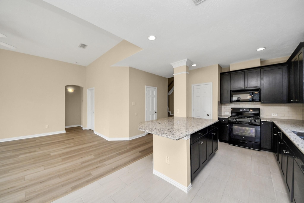 7030 Cornflower Lane - Photo 18