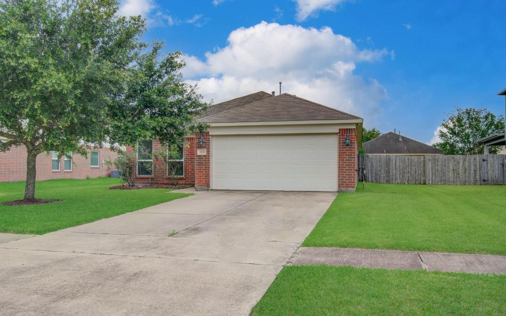 2015 Upland Plover Court - Photo 2