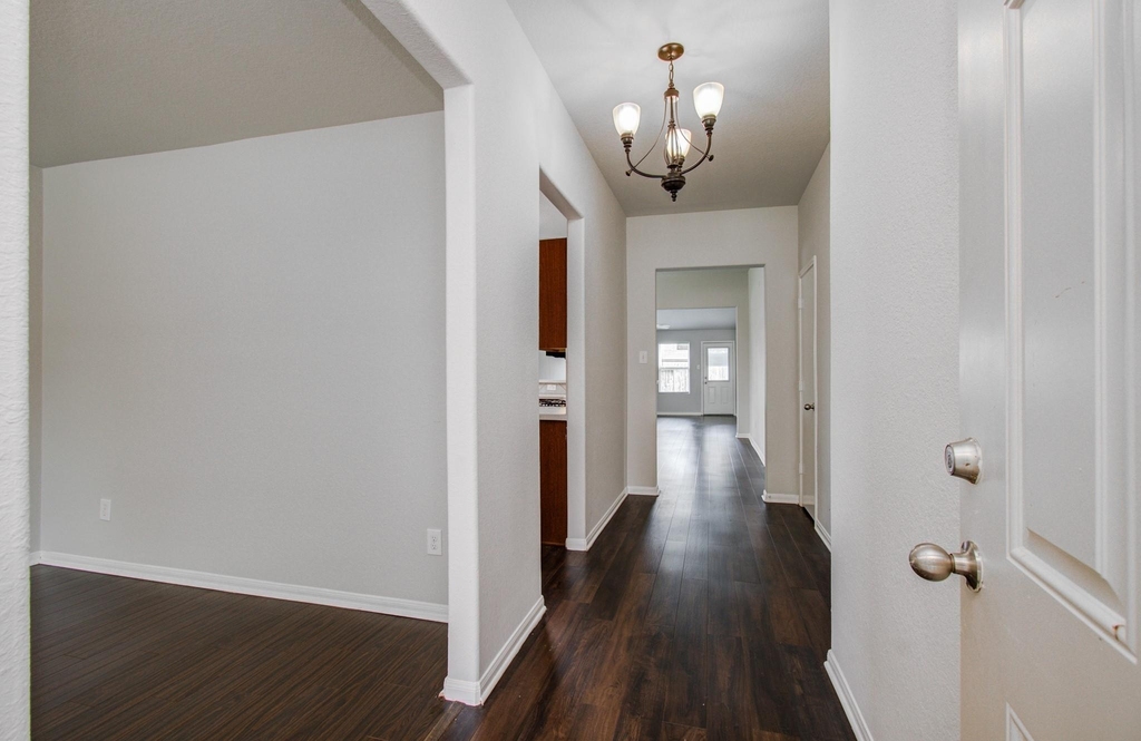 2015 Upland Plover Court - Photo 5