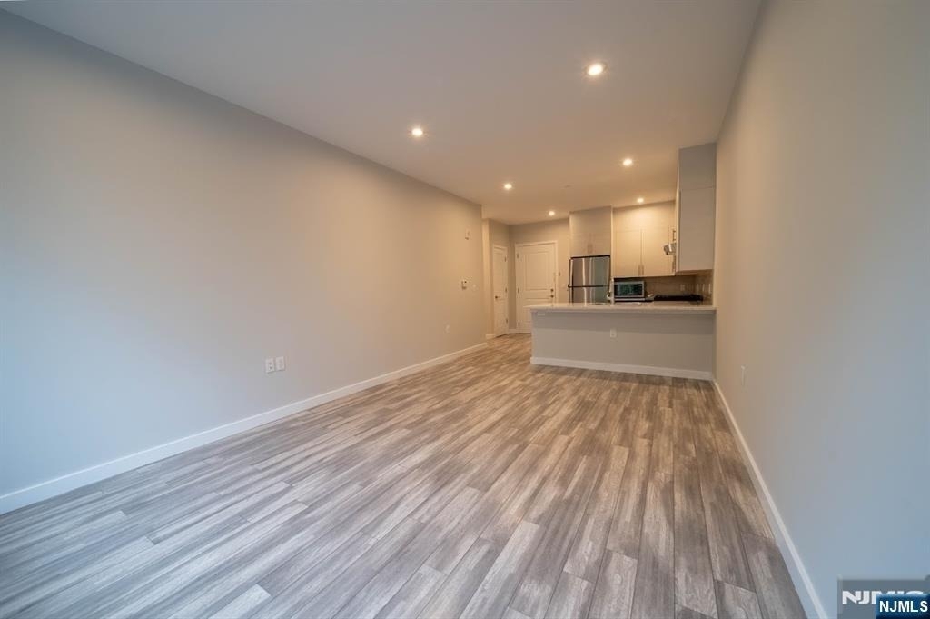 62 Broadway - Photo 3