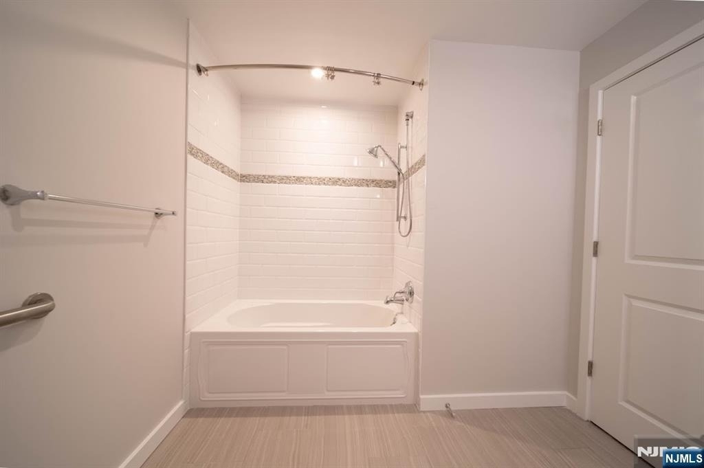 62 Broadway - Photo 9