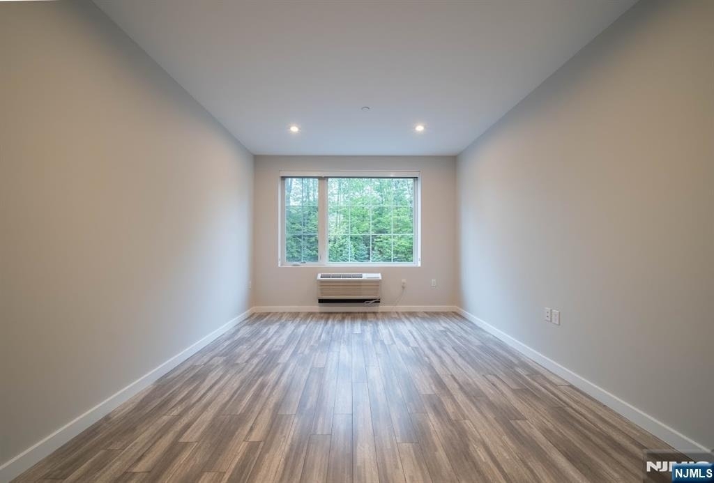 62 Broadway - Photo 5
