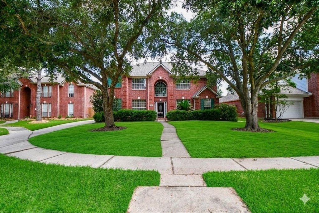 5510 Spring Blossom Court - Photo 0