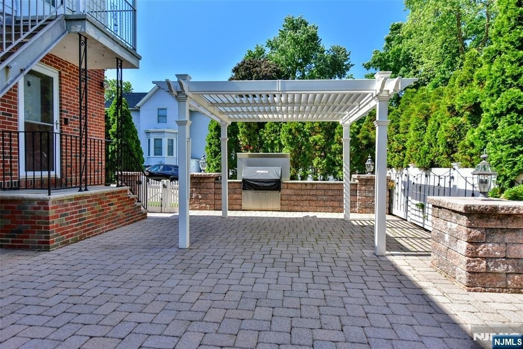 24 Maple - Photo 19