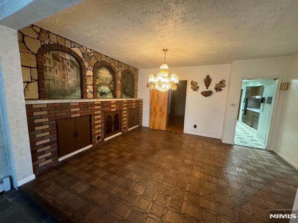 330 Stuyvesant - Photo 3