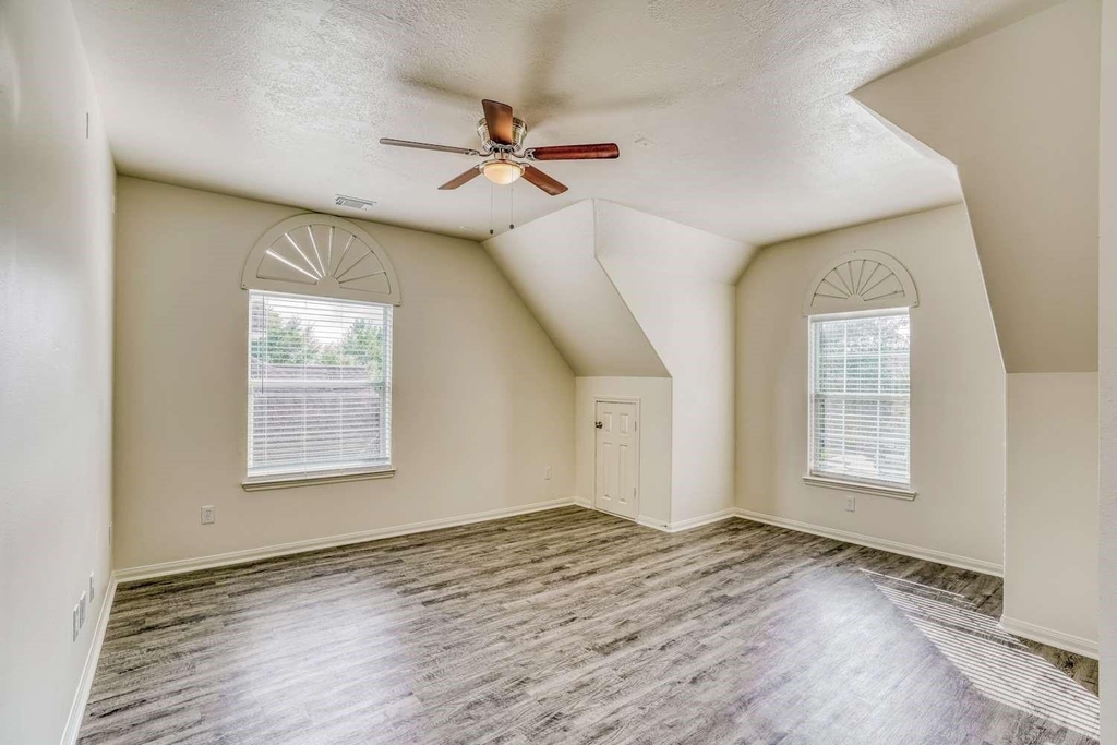 9222 Chia Valley Court - Photo 9