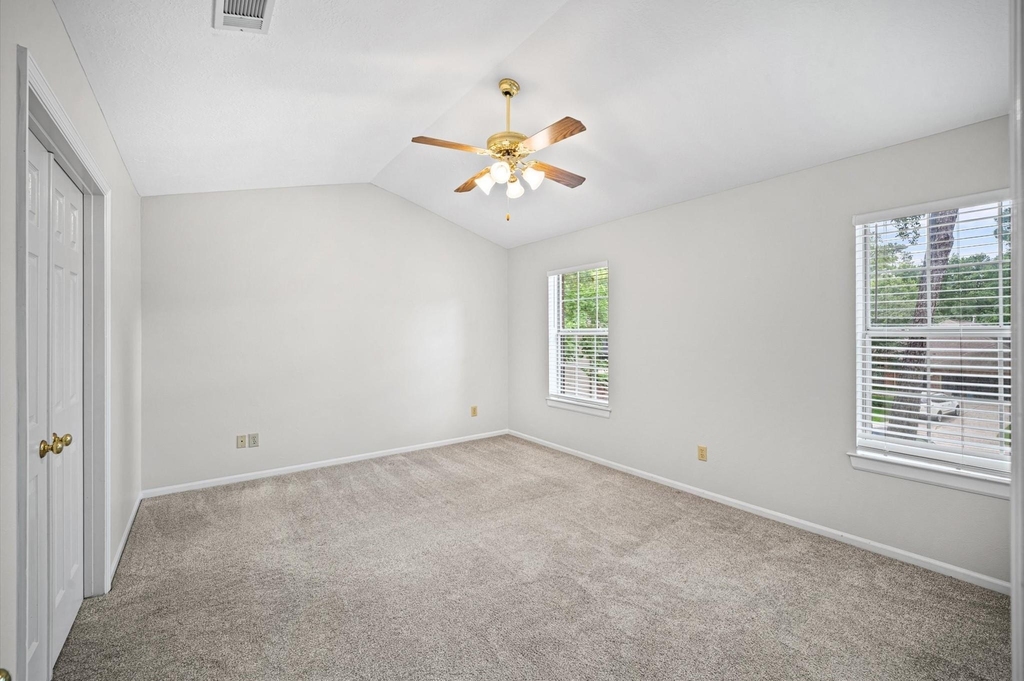 7 Grey Birch Place - Photo 20