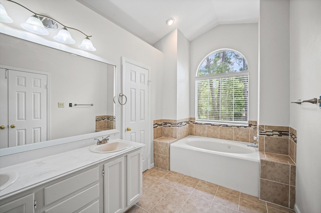 7 Grey Birch Place - Photo 23