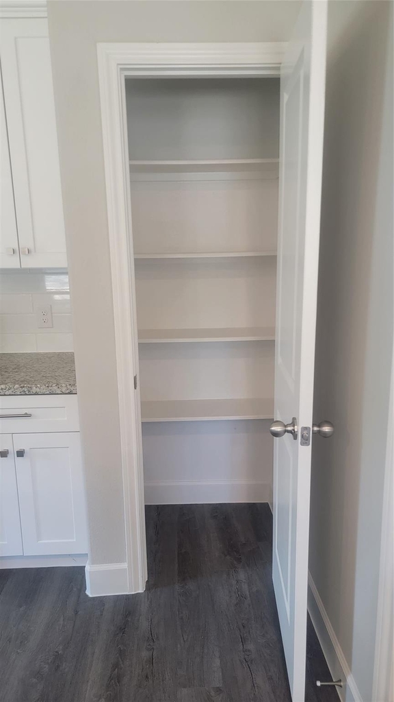 10108 Barberry Street - Photo 3