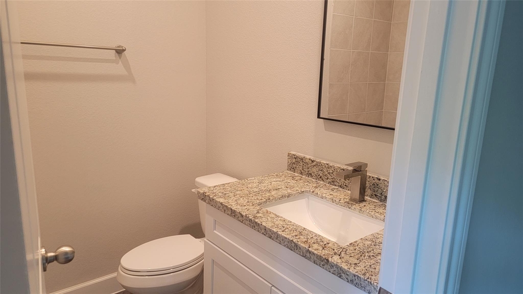 10108 Barberry Street - Photo 5