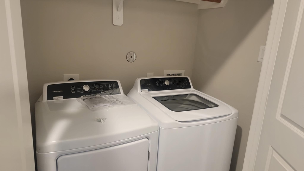 10108 Barberry Street - Photo 10