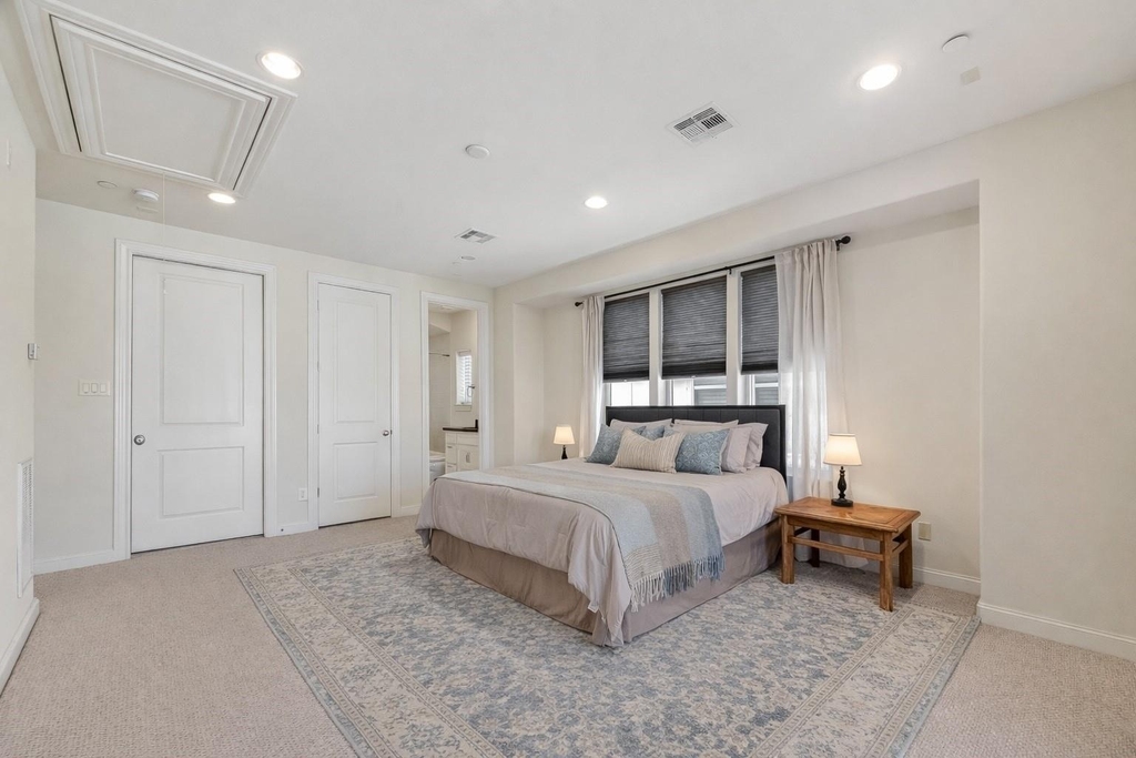 705 Delano Street - Photo 35