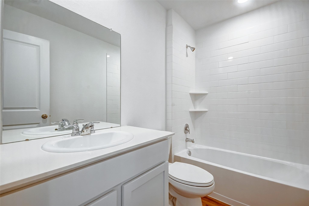 21535 Carosella Drive - Photo 15